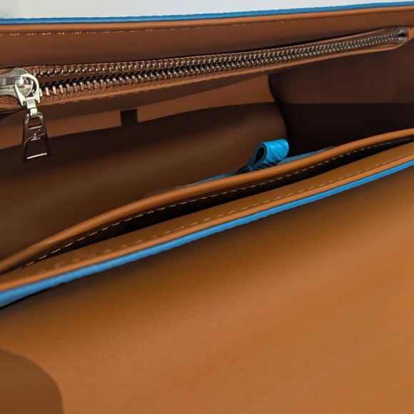 Louis Vuitton Cyan Blue Twist MM Bag in Epi Leather - Picture 11 of 16